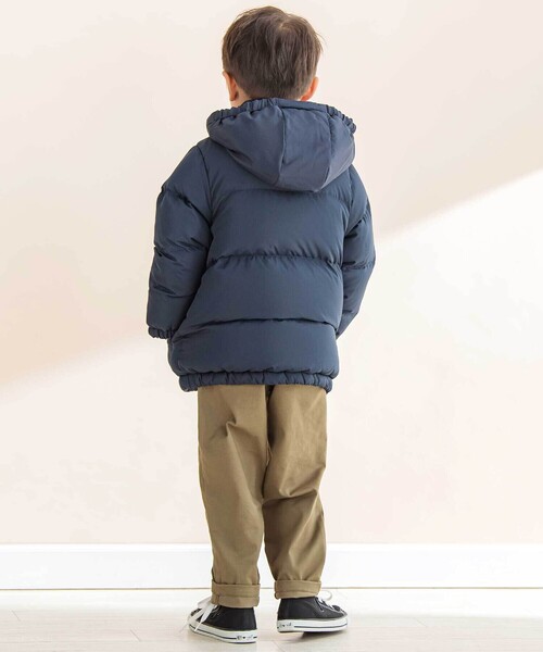 Noeil aime BeBe（ノイユエイムベベ）の「取り外せるフード付きタフタダウンジャケット（ダウンジャケット/コート・キッズ・グリーン/ネイビー・130cm/110cm/120cm/100cm）」の7枚目の写真
