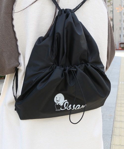 London Shoe Make(ロンドンシューメイク)の「軽くて持ちやすい - ossan ナップサック(バックパック/リュック・レディース・ブラック・FREE)」の7枚目の写真