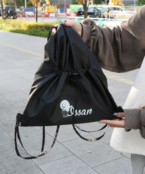 London Shoe Make(ロンドンシューメイク)の「軽くて持ちやすい - ossan ナップサック(バックパック/リュック・レディース・ブラック・FREE)」の8枚目の写真