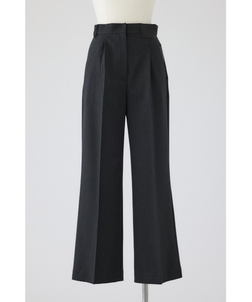 RIM.ARK（リムアーク）の「Leather like patch PT レザーライクパッチパンツ（スラックス・レディース・ブラウン/グレー/ブラック・36/38）」の2枚目の写真