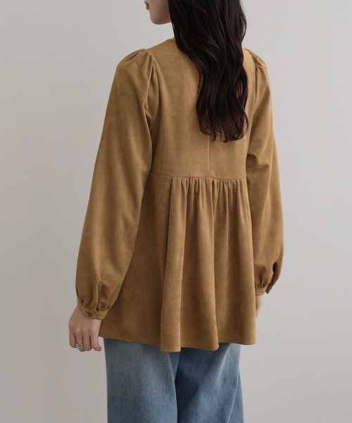 SUNFLOWER EIGHT(サンフラワーエイト)の「キーネックぺプラムチュニック(その他トップス・レディース・キャメル/ブラウン/ライトベージュ・M)」の9枚目の写真