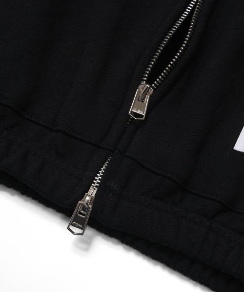 STIGMA(スティグマ)の「ML CROP ZIP-UP BLACK(パーカー・メンズ・その他・MEDIUM/LARGE/X-LARGE)」の8枚目の写真