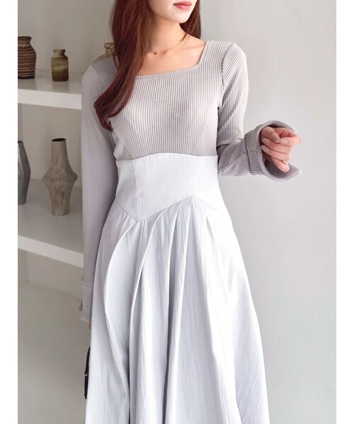 dazzlin（ダズリン）の「カットドッキングタックバルーンワンピース（ワンピース・レディース・ブラック/アイボリー/グレー・MEDIUM/SMALL）」の19枚目の写真