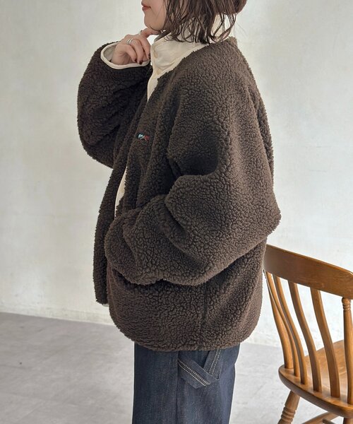 CPCM(シーピーシーエム)の「スタンドボアブルゾン(ブルゾン・メンズ・ブラウン/ネイビー・MEDIUM/LARGE)」の6枚目の写真