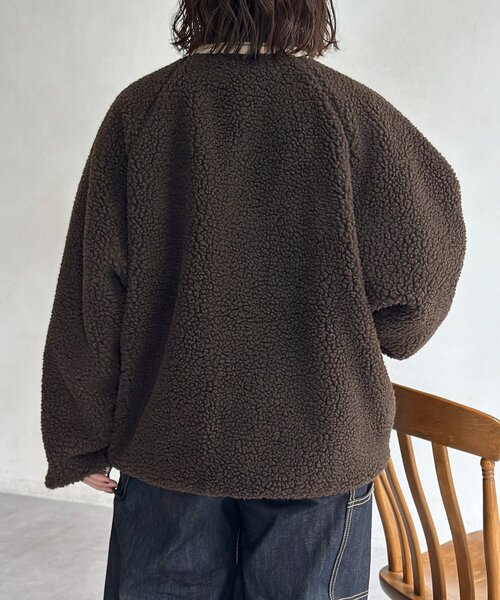 CPCM(シーピーシーエム)の「スタンドボアブルゾン(ブルゾン・メンズ・ブラウン/ネイビー・MEDIUM/LARGE)」の8枚目の写真