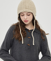 THE-ABON（エイボン）の「ミニイヤーフラップビーニー ベージュ（ニットキャップ/ビーニー）」