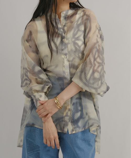 palm RICHE(ポームリシュ)の「モダンドットレトロ柄SH(シャツ/ブラウス・レディース・ブラック/アイボリー・M)」の4枚目の写真