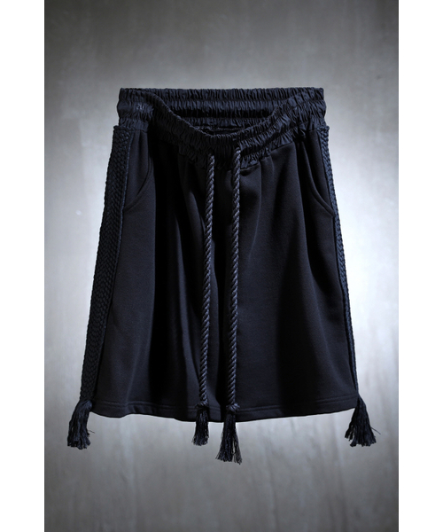 KIRTIMUKHA（キールティムカ）の「ブラックフラットロープショートパンツブラック（その他パンツ・メンズ・その他・FREE）」の2枚目の写真