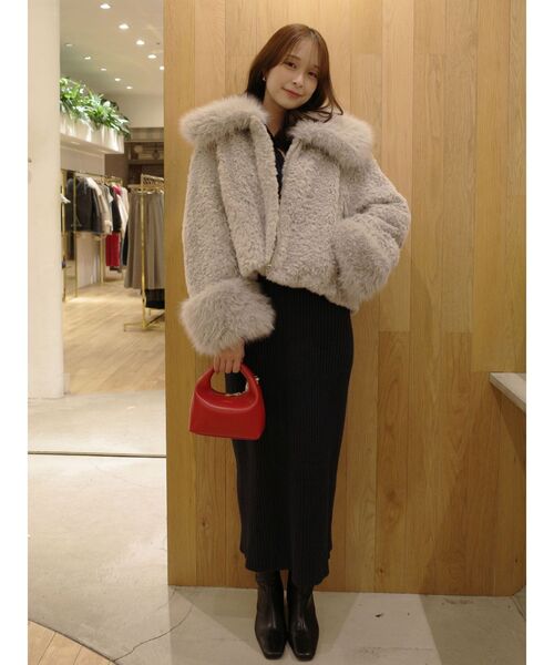 LAGUNAMOON（ラグナムーン）の「ビッグカラーエコファージャケット（その他アウター・レディース・ライトグレー/ホワイト・FREE）」の4枚目の写真