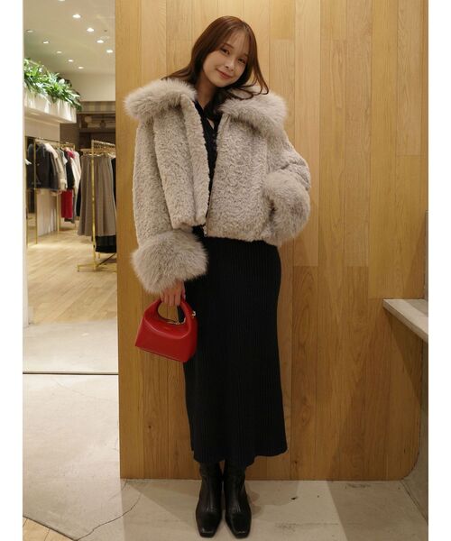 LAGUNAMOON（ラグナムーン）の「ビッグカラーエコファージャケット（その他アウター・レディース・ライトグレー/ホワイト・FREE）」の5枚目の写真