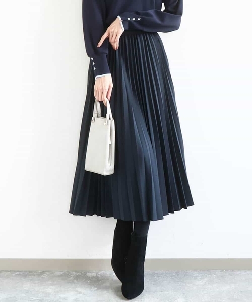 MK MICHEL KLEIN（エムケーミッシェルクラン）の「[洗える]プリーツデザインスカート（スカート・レディース・ネイビー/ベージュ・38）」の3枚目の写真