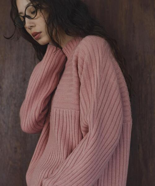 URBAN RESEARCH Sonny Label(アーバンリサーチサニーレーベル)の「ワイドリブ切替えニット(ニット/セーター・レディース・ピンク/オフホワイト/グレー/ブルー・FREE)」の1枚目の写真