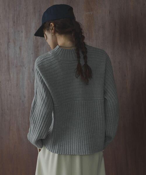 URBAN RESEARCH Sonny Label(アーバンリサーチサニーレーベル)の「ワイドリブ切替えニット(ニット/セーター・レディース・ピンク/オフホワイト/グレー/ブルー・FREE)」の17枚目の写真