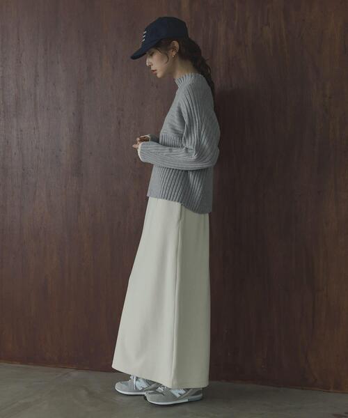 URBAN RESEARCH Sonny Label(アーバンリサーチサニーレーベル)の「ワイドリブ切替えニット(ニット/セーター・レディース・ピンク/オフホワイト/グレー/ブルー・FREE)」の19枚目の写真