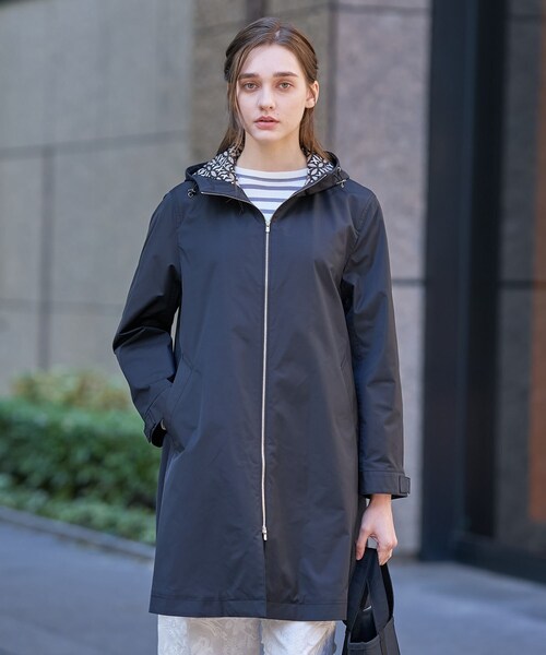 DRESSTERIOR（ドレステリア）の「【撥水素材】フーテッドツイルコート（その他アウター・レディース・ベージュ/ブラック・38/36/34）」の8枚目の写真