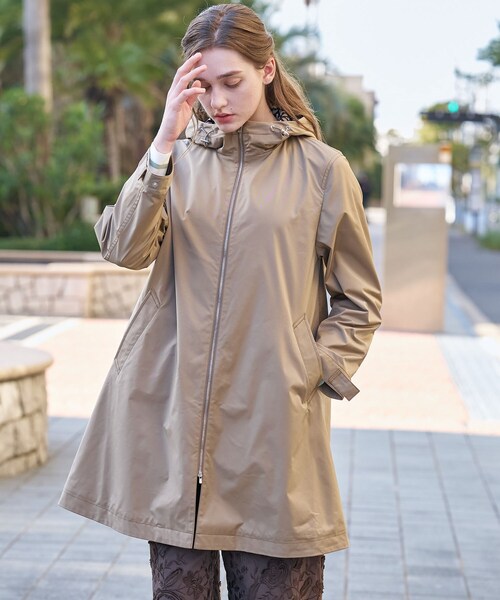 DRESSTERIOR（ドレステリア）の「【撥水素材】フーテッドツイルコート（その他アウター・レディース・ベージュ/ブラック・38/36/34）」の22枚目の写真