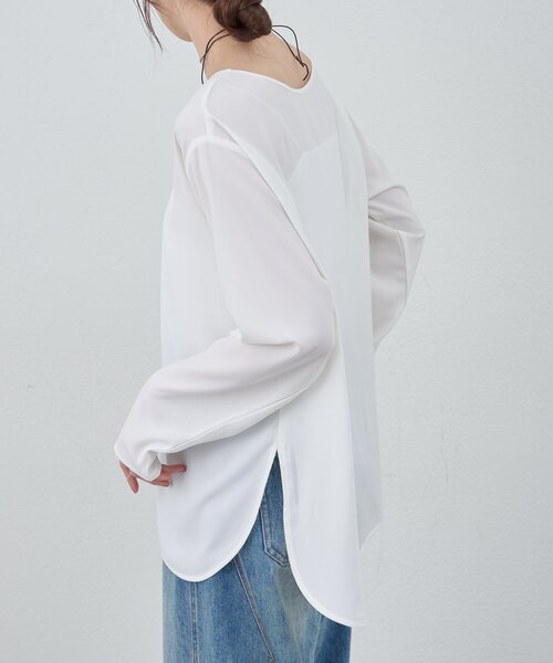 SHENERY(シーナリー)の「サイドスリットブラウス(シャツ/ブラウス・レディース・ブラック/オフホワイト・FREE)」の9枚目の写真