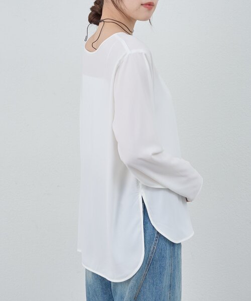 SHENERY(シーナリー)の「サイドスリットブラウス(シャツ/ブラウス・レディース・ブラック/オフホワイト・FREE)」の12枚目の写真