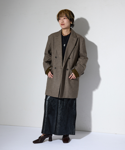 GRISE（グリーズ）の「GRISE6cmレザースクエアツイストパンプス（パンプス・レディース・シルバー/ブラウン/ベージュ・25cm/24.5cm/24cm/23.5cm/23cm/22.5cm/22cm）」の4枚目の写真