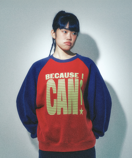 ISTKUNST(イストクンスト)の「CAN RAGLAN SWEATSHIRTS_RED(IK2EFMM448A)(スウェット・レディース・レッド・S/M/L)」の1枚目の写真