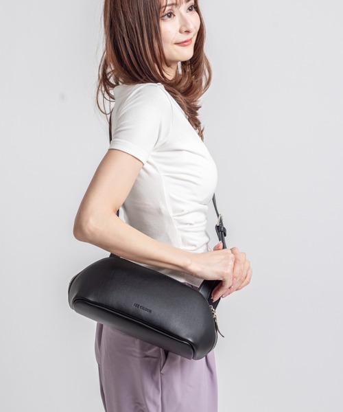 ADD CULUMN(アドカラム)の「【ADD CULUMN/アドカラム】ボディバッグ FIGRE BODYBAG(ボディバッグ/ウエストポーチ・レディース・アイボリー/ブラック/ピンク/ブラウン・FREE)」の1枚目の写真