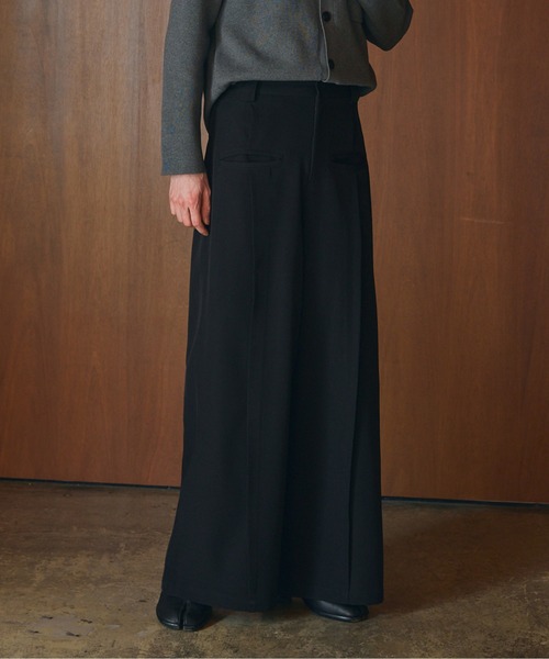CIASENSE(シアセンス)の「Front Pocket Tuck Slacks / フロントポケットタックスラックス(スラックス・メンズ・ブラック・S/M/L)」の2枚目の写真
