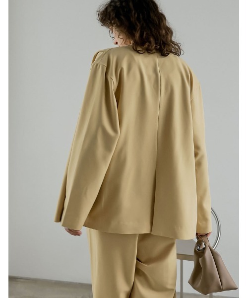 Re:EDIT（リエディ）の「[2026S/S COLLECTION]レザーベルト付きノーカラーツイルジャケット（テーラードジャケット・レディース・グレー/ブラウン/ベージュ/イエロー・MEDIUM/LARGE）」の17枚目の写真