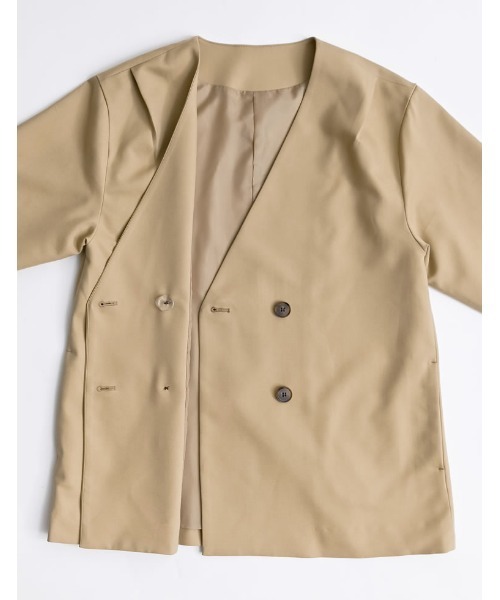Re:EDIT（リエディ）の「[2026S/S COLLECTION]レザーベルト付きノーカラーツイルジャケット（テーラードジャケット・レディース・グレー/ブラウン/ベージュ/イエロー・MEDIUM/LARGE）」の19枚目の写真