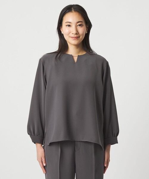 A DAY IN THE LIFE UNITED ARROWS（アデイインザライフユナイテッドアローズ）の「ダブルクロス メタルパーツ 8分袖ブラウス ‐ウォッシャブル‐＜A DAY IN THE LIFE＞（シャツ/ブラウス・レディース・ネイビー/ベージュ/ダークグレー・FREE）」の19枚目の写真