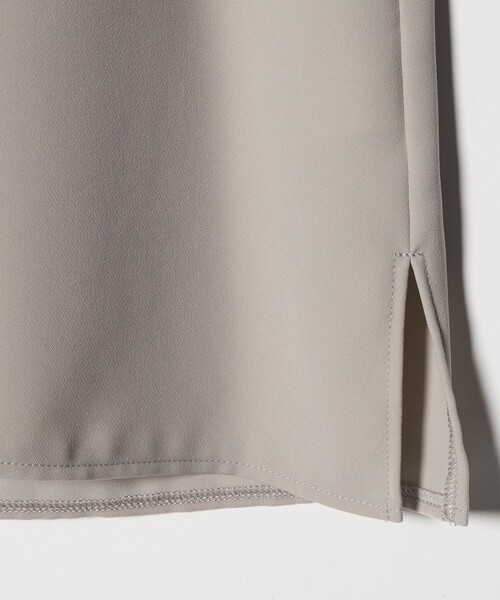 A DAY IN THE LIFE UNITED ARROWS（アデイインザライフユナイテッドアローズ）の「ダブルクロス メタルパーツ 8分袖ブラウス ‐ウォッシャブル‐＜A DAY IN THE LIFE＞（シャツ/ブラウス・レディース・ネイビー/ベージュ/ダークグレー・FREE）」の6枚目の写真