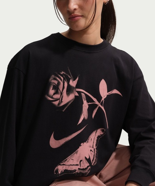 NIKE（ナイキ）の「ナイキ NIKE ナイキ  NSW VDAY OS L/S Tシャツ（Tシャツ/カットソー・レディース・スモークピンク/ホワイト/ブラック・S/M/L）」の8枚目の写真
