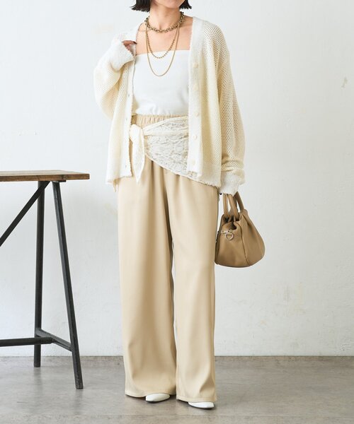 Jena espace merveilleux（ジェナ　エスパスメルヴェイユ）の「【羽織るだけ映え】ファンシーヤーンニットカーディガン（カーディガン/ボレロ・レディース・オフホワイト/チャコールグレー/レッド・FREE）」の4枚目の写真