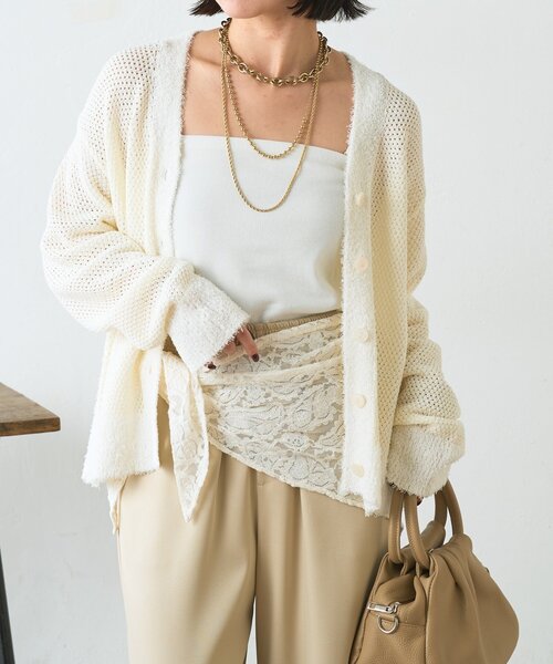 Jena espace merveilleux（ジェナ　エスパスメルヴェイユ）の「【羽織るだけ映え】ファンシーヤーンニットカーディガン（カーディガン/ボレロ・レディース・オフホワイト/チャコールグレー/レッド・FREE）」の8枚目の写真