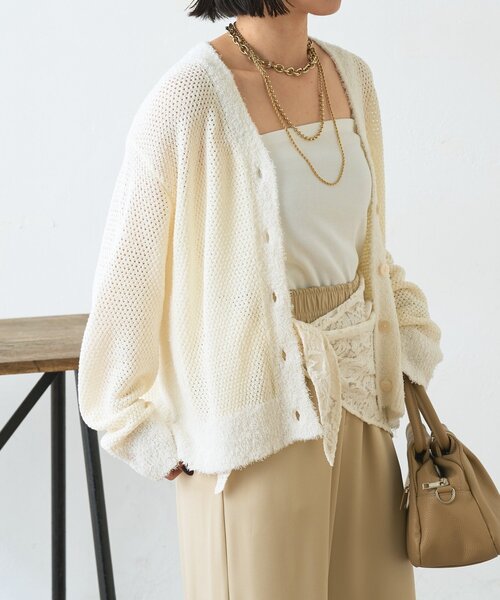 Jena espace merveilleux（ジェナ　エスパスメルヴェイユ）の「【羽織るだけ映え】ファンシーヤーンニットカーディガン（カーディガン/ボレロ・レディース・オフホワイト/チャコールグレー/レッド・FREE）」の11枚目の写真