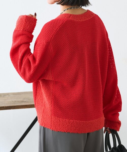 Jena espace merveilleux（ジェナ　エスパスメルヴェイユ）の「【羽織るだけ映え】ファンシーヤーンニットカーディガン（カーディガン/ボレロ・レディース・オフホワイト/チャコールグレー/レッド・FREE）」の13枚目の写真