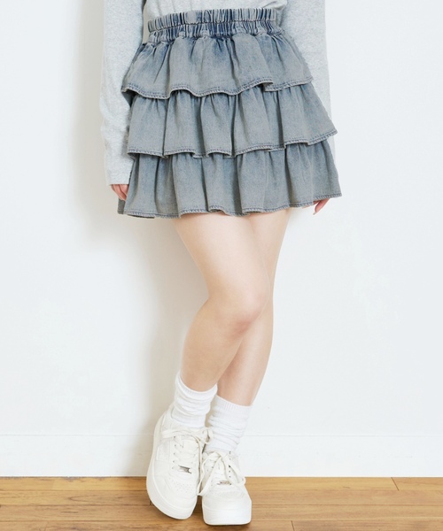 LOVETOXIC(ラブトキシック)の「アソートティアードフリルスカート(スカート・キッズ・ブルー/オフホワイト・M:150cm/L:160cm/130cm/S:140cm)」の3枚目の写真