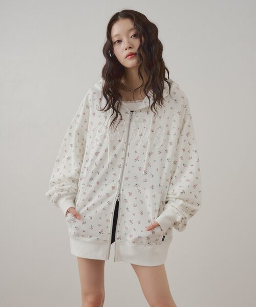 Chico(チコ)の「レースロゴルーズパーカー(パーカー・レディース・ブルー系その他2/グレー/ピンク系その他2・FREE)」の1枚目の写真