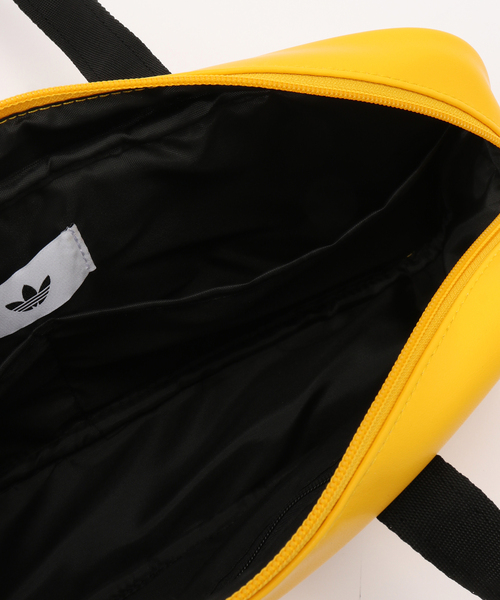 adidas Originals(アディダスオリジナルス)の「adidas originals / アディダス オリジナルス AIRLINER ELONGATED(ハンドバッグ・レディース・ブラック/イエロー・FREE)」の8枚目の写真