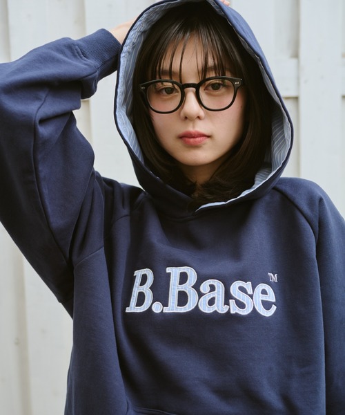 BROKEN BASE（ブロークンベース）の「B.Base Big Hood Pullover / B.Base ビックフードプルオーバー（パーカー・メンズ・ネイビー/ブラック/グレー・SMALL/MEDIUM/LARGE）」の10枚目の写真