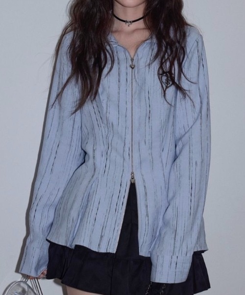 LADY LIKE(レディライク)の「フロントファスナーストライプシャツ(シャツ/ブラウス・レディース・サックスブルー・M)」の10枚目の写真