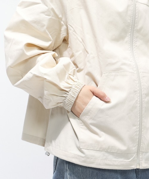 ROXY(ロキシー)の「ロキシー ROXY アウトドアカジュアル ジャケット(ナイロンジャケット・レディース・ブラック/ベージュ・S/M/L)」の9枚目の写真
