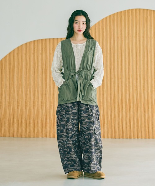 niko and...（ニコアンド）の「BOYSフィールドベスト（ベスト・レディース・カーキ/チャコール/ベージュ・FREE）」の14枚目の写真