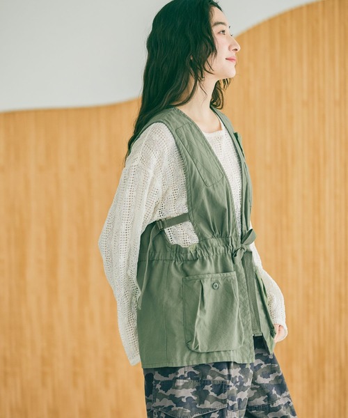 niko and...（ニコアンド）の「BOYSフィールドベスト（ベスト・レディース・カーキ/チャコール/ベージュ・FREE）」の15枚目の写真