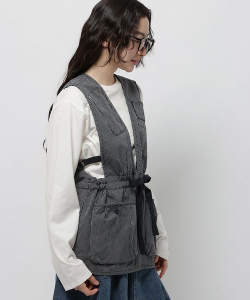 niko and...（ニコアンド）の「BOYSフィールドベスト（ベスト・レディース・カーキ/チャコール/ベージュ・FREE）」の20枚目の写真