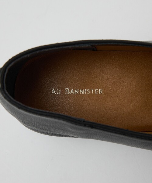 Au BANNISTER(オゥバニスター)の「ストラップソフトレザーフラットパンプス(パンプス・レディース・アイボリー/ブラック/シルバー・39/37/36/38/35/34/40)」の17枚目の写真