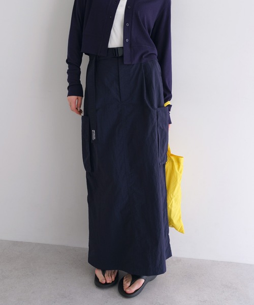 ANME（アンメ）の「接触冷感/UVカット(UPF50＋)/撥水加工ナイロンスカート【ベルト付き】（スカート・レディース・グレー/ライトカーキ/ブラウン/ネイビー/ブラック/チャコールグレー・L/M）」の6枚目の写真