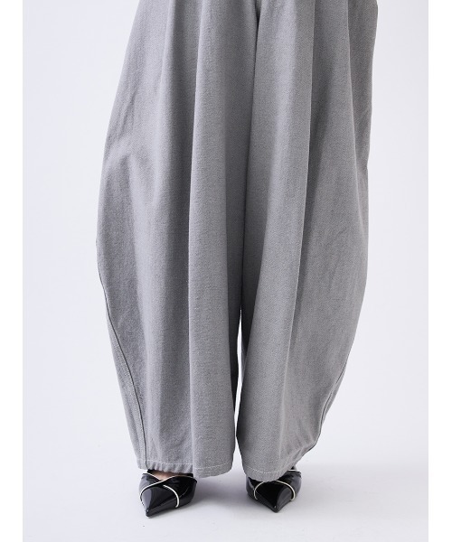 SNIDEL（スナイデル）の「【00サイズあり】カーブデニムワイドパンツ（デニムパンツ・レディース・ホワイト/グレー/ライトブルー・0/00/1）」の16枚目の写真