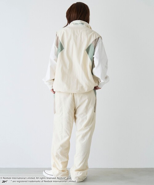 coen(コーエン)の「Reebok(リーボック)別注トラックパンツ(その他パンツ・メンズ・オフホワイト/ダークグレー/ベージュ・M/L/XL)」の8枚目の写真