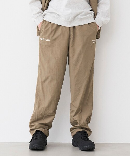 coen（コーエン）の「Reebok（リーボック）別注トラックパンツ（その他パンツ・メンズ・オフホワイト/ダークグレー/ベージュ・M/L/XL）」の4枚目の写真