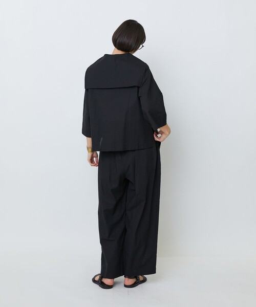 LOISIR（ロワズィール）の「コットンリネンクロス刺繍入りセーラーカラーブラウス（シャツ/ブラウス・レディース・ブラック/カーキ・FREE）」の9枚目の写真